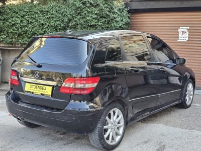 4d9ef087-e298-486b-8cab-9be6d360d24b